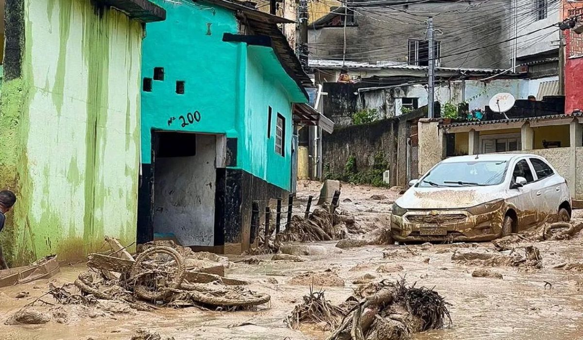 Brasil Intensas Lluvias Dejan Al Menos 36 Personas Fallecidas Debido A