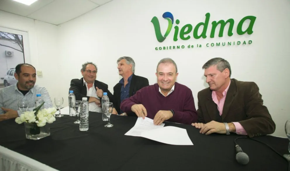 Compactación de vehículos: de qué se trata este programa al que se sumó Viedma 