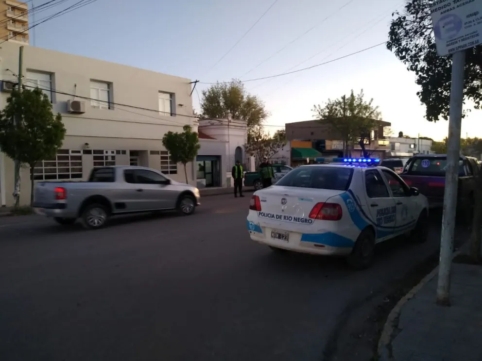 Hubo férreos controles vehiculares en distintos puntos de Viedma