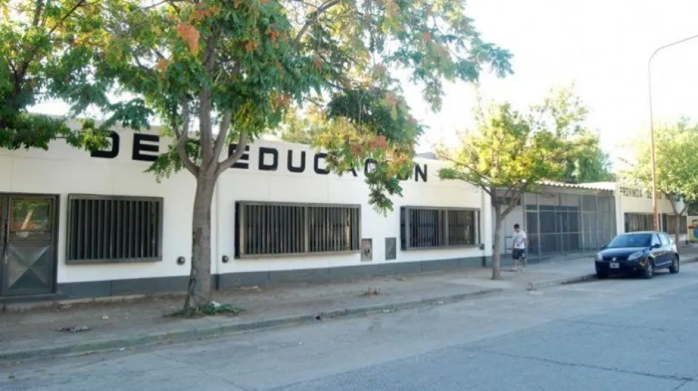 Un portero apuñaló a un empleado de Educación tras una discusión