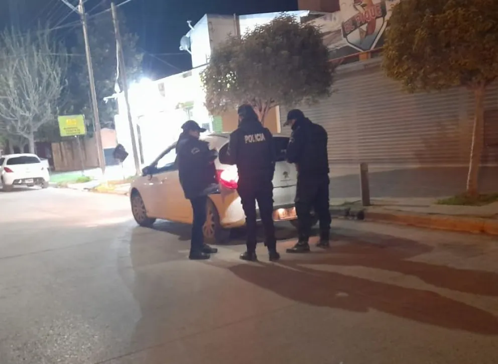 Detectan dos autos truchos circulando por las calles de Viedma