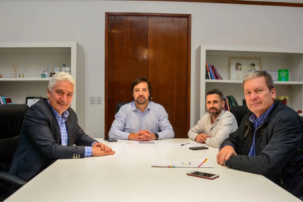El intendente Zara pidió a Salud provincial la ampliación del quirófano del hospital Pedro Ecay