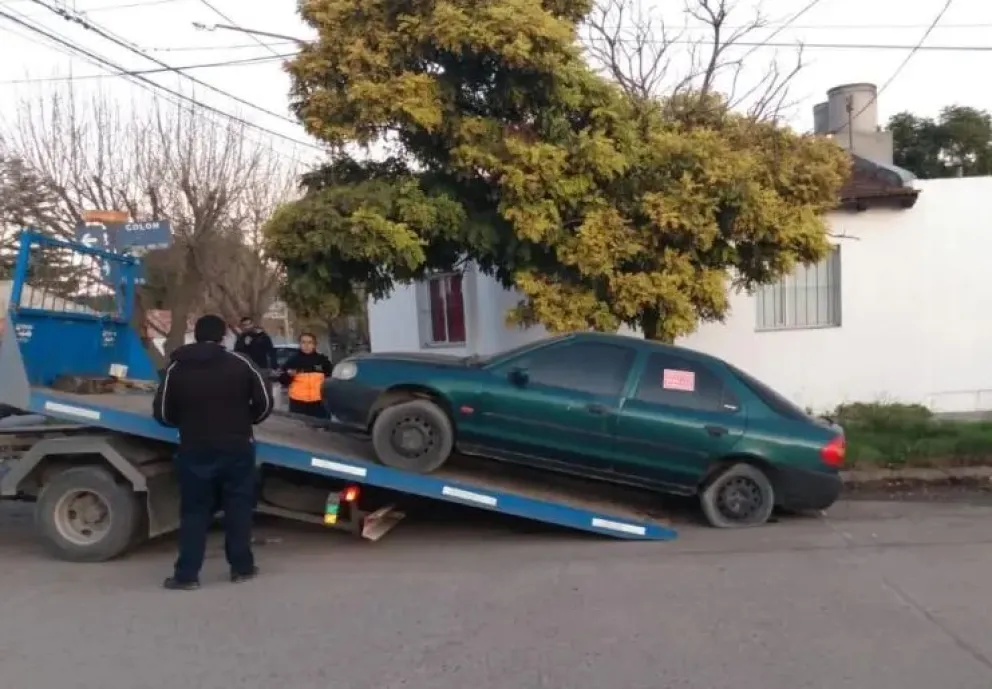 ¿Cuánto cuesta la multa por abandonar un vehículo en la calle?