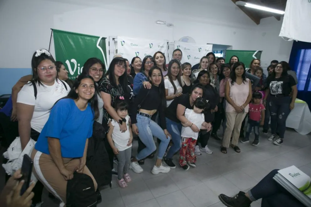 Más de 100 vecinos y vecinas se capacitaron en diferentes oficios