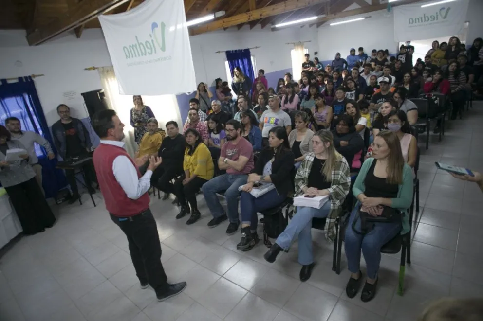 Viedma lanza una fuerte apuesta a la promoción del empleo creando una escuela de oficios propia