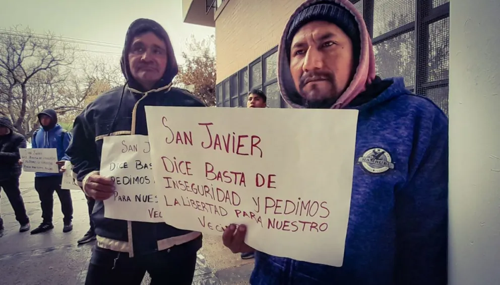 San Javier: “A esta gente no les importa nada, consumen drogas y no son conscientes de lo que hacen”
