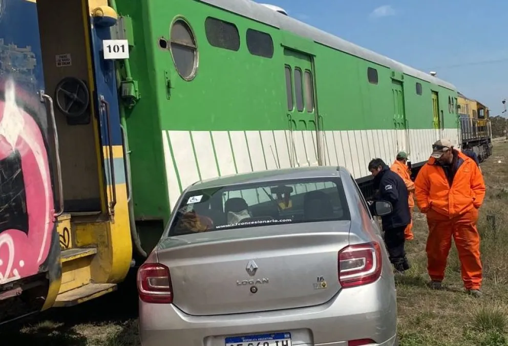 El accidente en el cruce ferroviario obliga a imaginar la necesidad de barreras