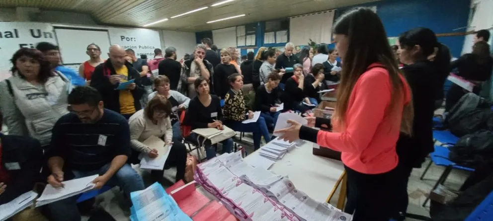 El oficialismo de Azul Arancibia ganó y retuvo la conducción de la UNTER-Viedma