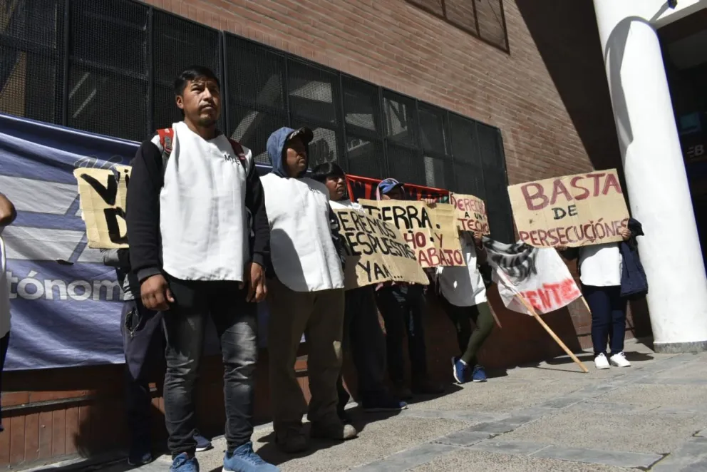 Reclaman que no judicialicen las tomas de terrenos