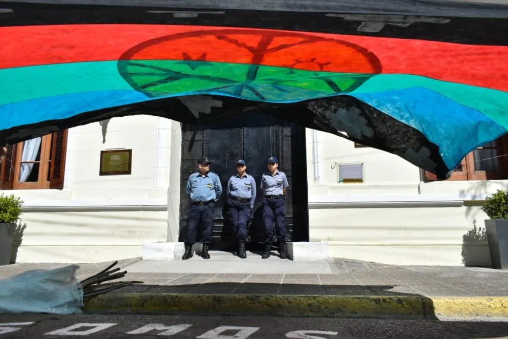 Integrantes de pueblos originarios de Viedma repudiaron la detención de mujeres mapuches en Mascardi