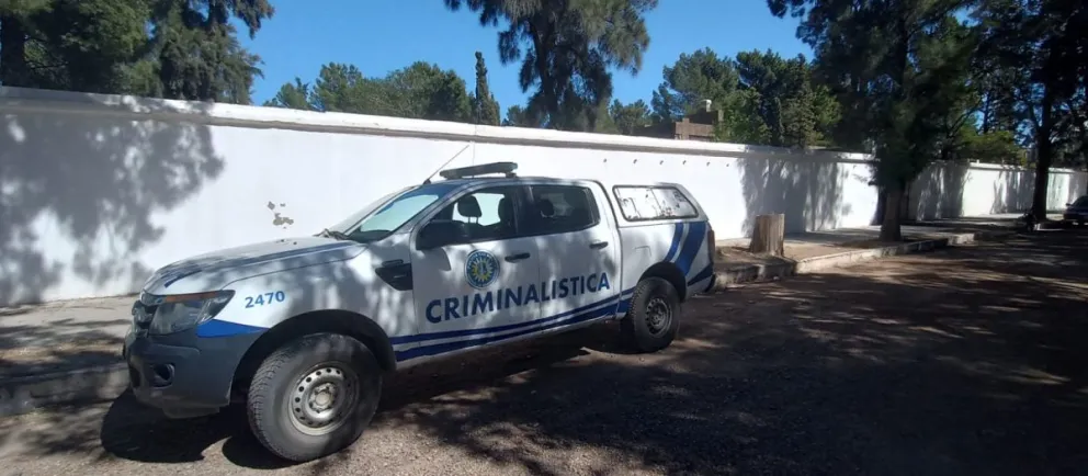 Macabro robo en el cementerio: dejaron un cuerpo tirado y le cortaron una extremidad