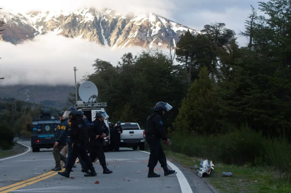 Parques Nacionales ofreció tierras a lof Lafken Winkul Mapu antes del desalojo