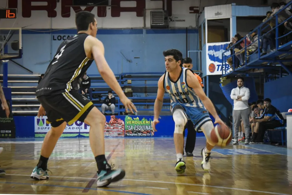 Sol de Mayo y Atenas se metieron en la final del Torneo Pre Federal