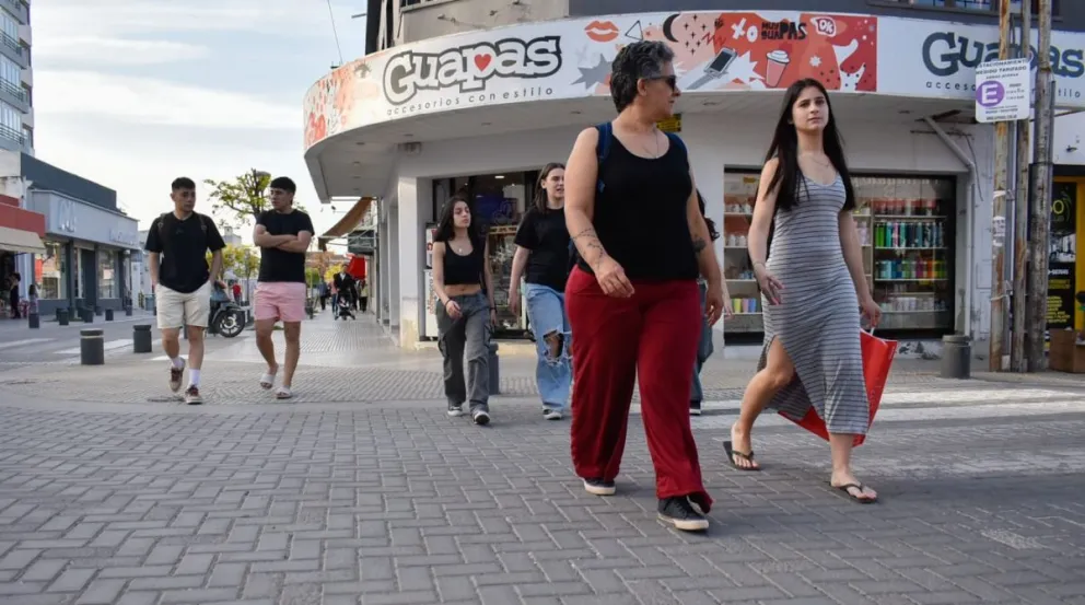 Paseo de compras especial por el Día de la Madre. 