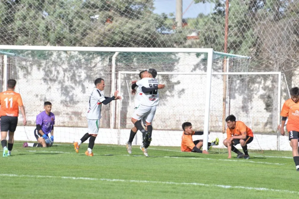 Deportivo Patagones: Con un hombre menos fue más y se prende en la lucha