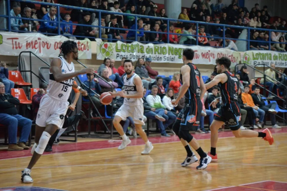 Deportivo Viedma buscará enderezar la nave en su visita a Pico FC