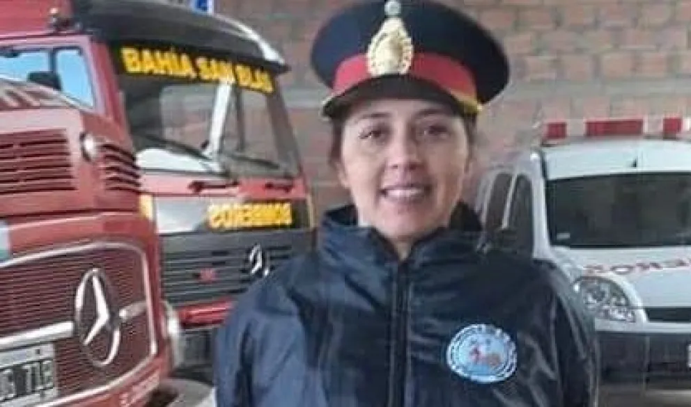 Orellano, flamante jefa de bomberos de San Blas: “Le pongo mucho trabajo y dedicación”