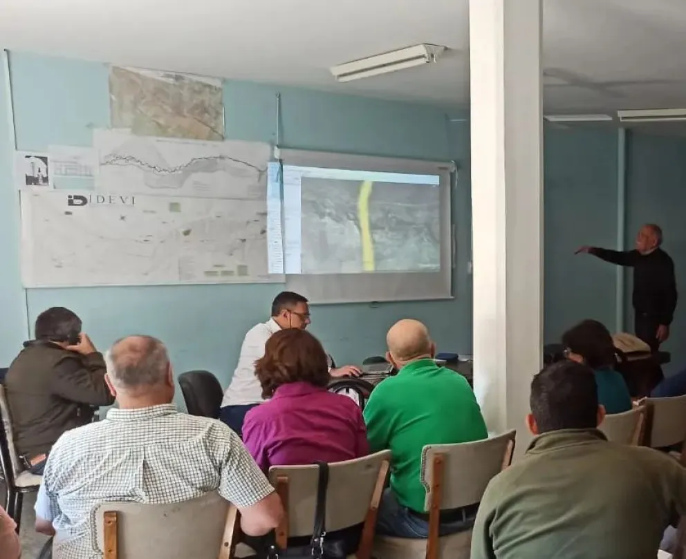 La consigna es no bajar los brazos por el pedido de agua del río Negro a Bahía Blanca