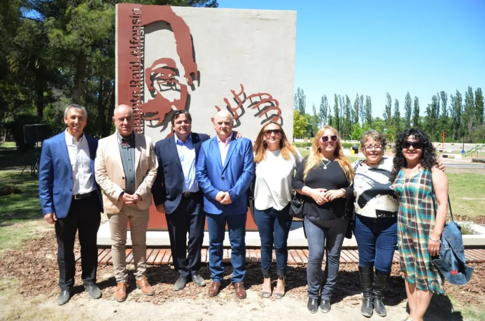 Un espacio de la Quinta Mau ahora se denomina "Parque Presidente Raúl Alfonsín"