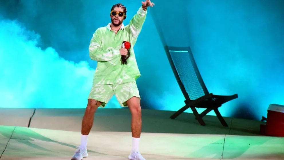 Increíble: Bad Bunny está de paso por Argentina y en su show homenajeó a Charly García