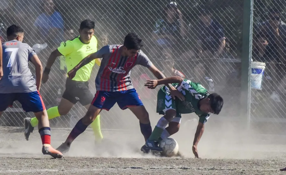 Sudor y ansiedad: Villa se ganó un lugar en la semifinal desde los 12 pasos