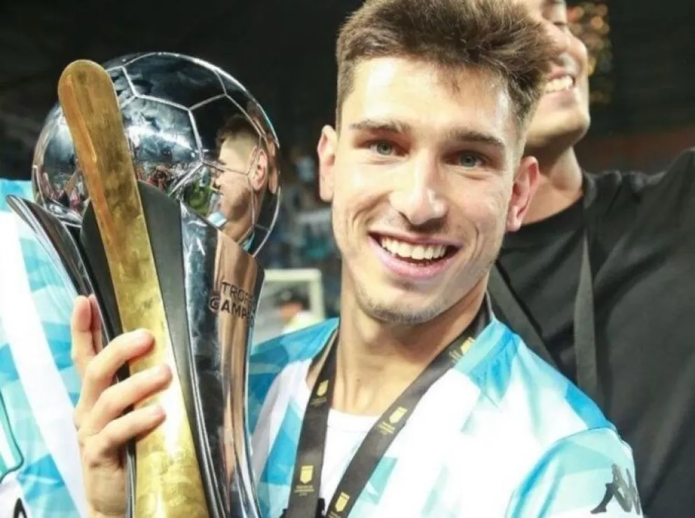 Facundo Mura: el rionegrino que sumó su segunda estrella del fútbol argentino