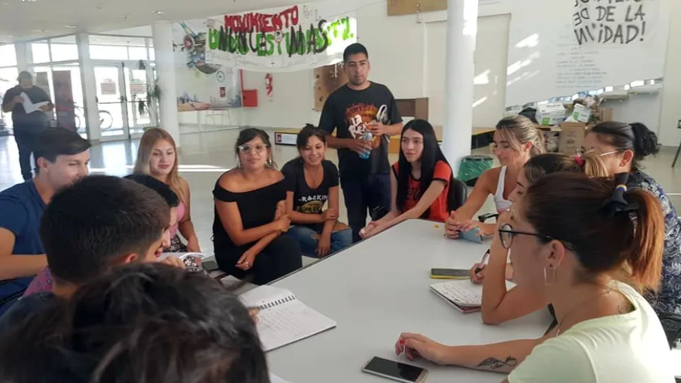 La UNRN propone dos interesantes conversatorios en clave de género