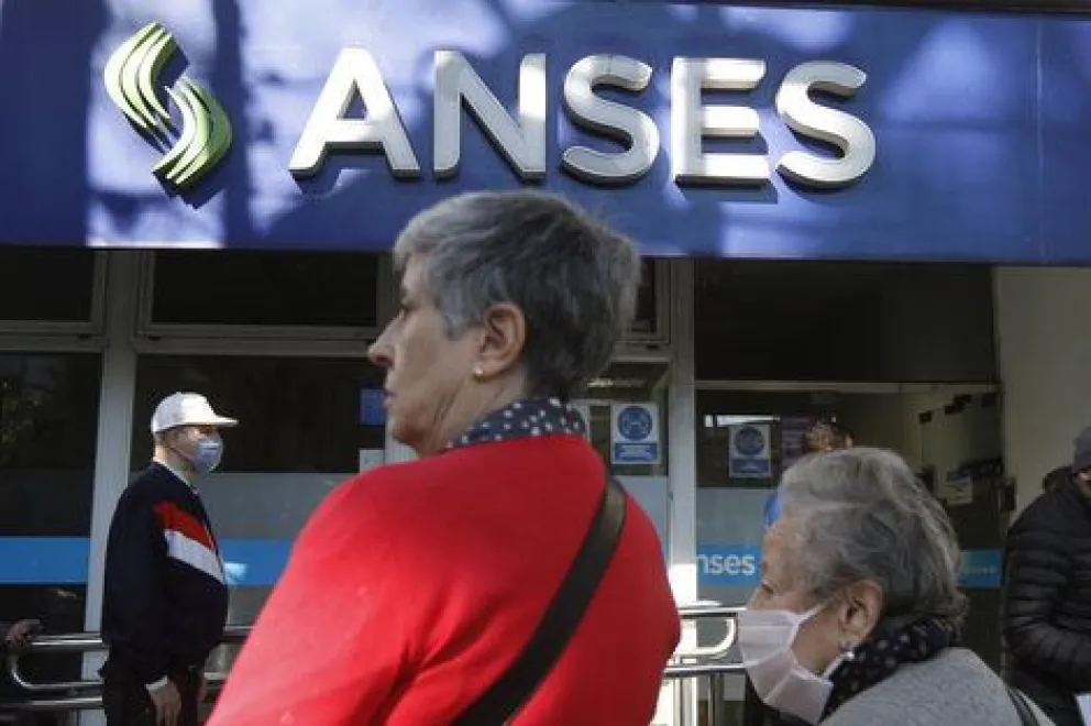 Cuánto aumentarán las jubilaciones y pensiones a partir de diciembre