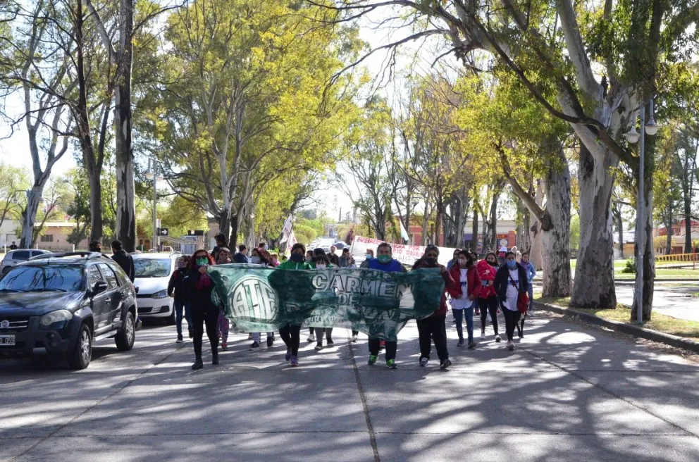 Los trabajadores municipales se reúnen en asamblea y podrían marchar este lunes 
