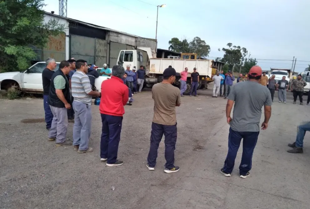 Proponen modificar bonificación por antigüedad e incluir a trabajadores de más de 30 años de servicios