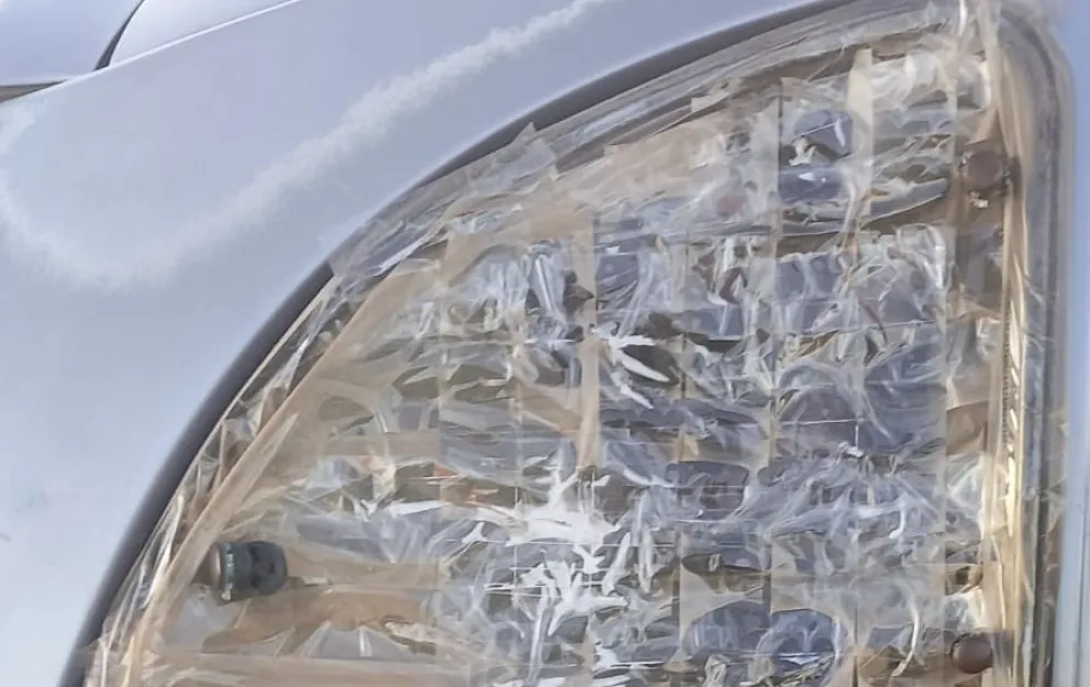 A una familia la tienen en la mira, dos veces quemaron su casa y le tiraron aceite hirviendo