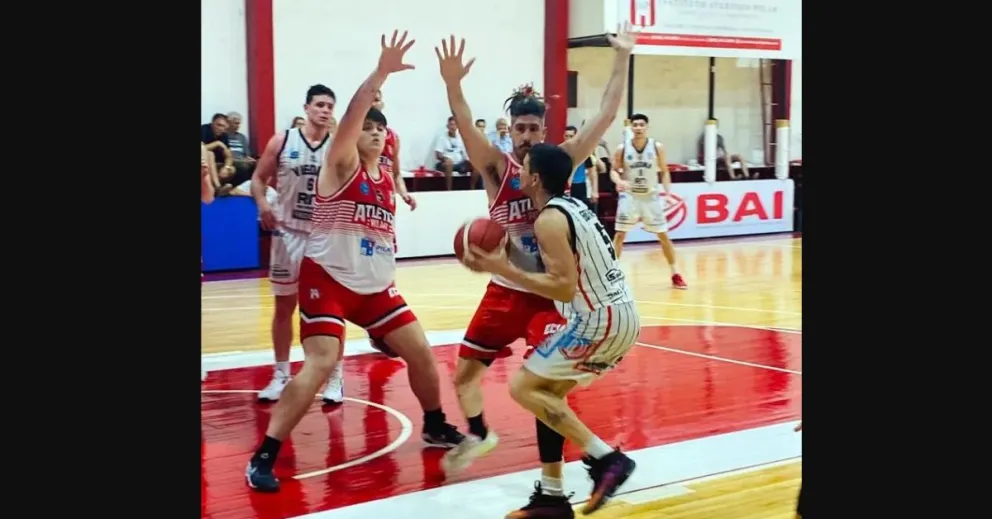 Depo Viedma tropezó en Pilar y ya piensa Zarate