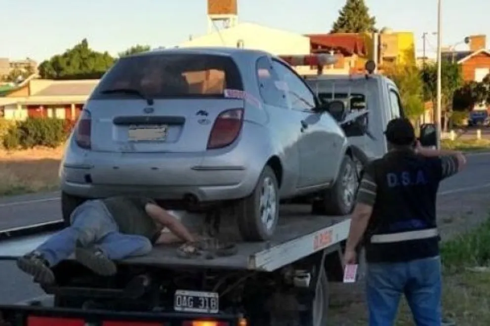 Secuestran y mandan al corralón a un auto y dos motos al detectar irregularidades