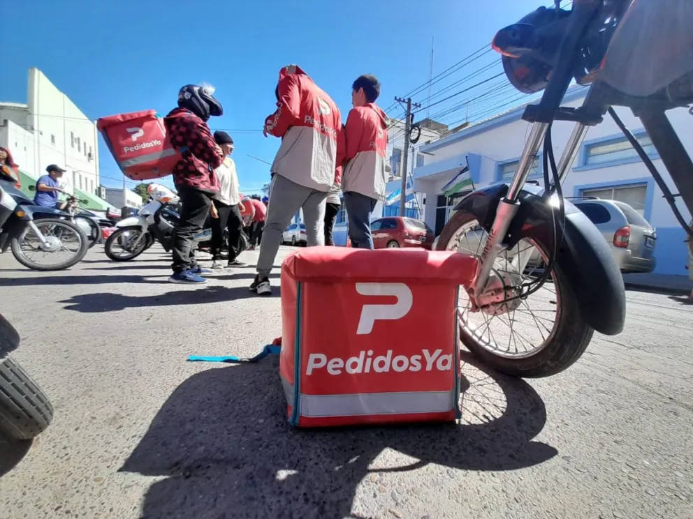 Repartidores de Viedma sostienen que a ellos no les cambió nada con la nueva ley laboral. Foto: NoticiasNet (archivo)