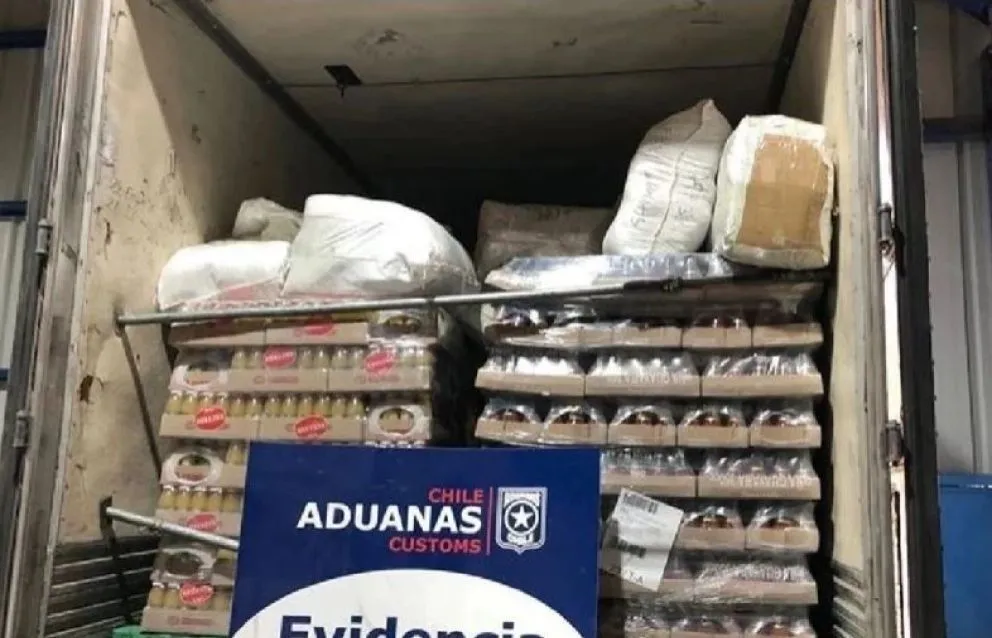 Camionero chileno intentó ingresar miles de prendas de vestir de contrabando