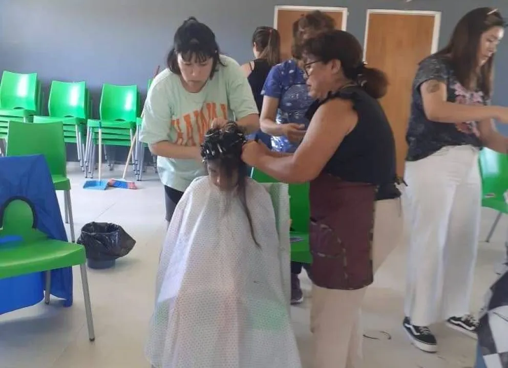 Se llevó a cabo la última jornada de corte de cabello en Villa Lynch