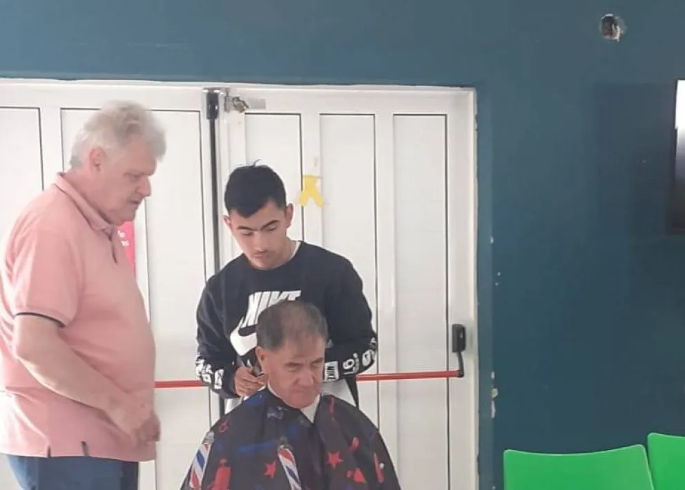 El CIC de Patagones fue sede de una “peluquería solidaria”