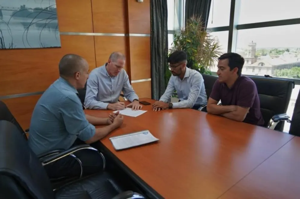 Legislativos acordaron aumentos salariales en tres tramos de 6% para completar la pauta anual