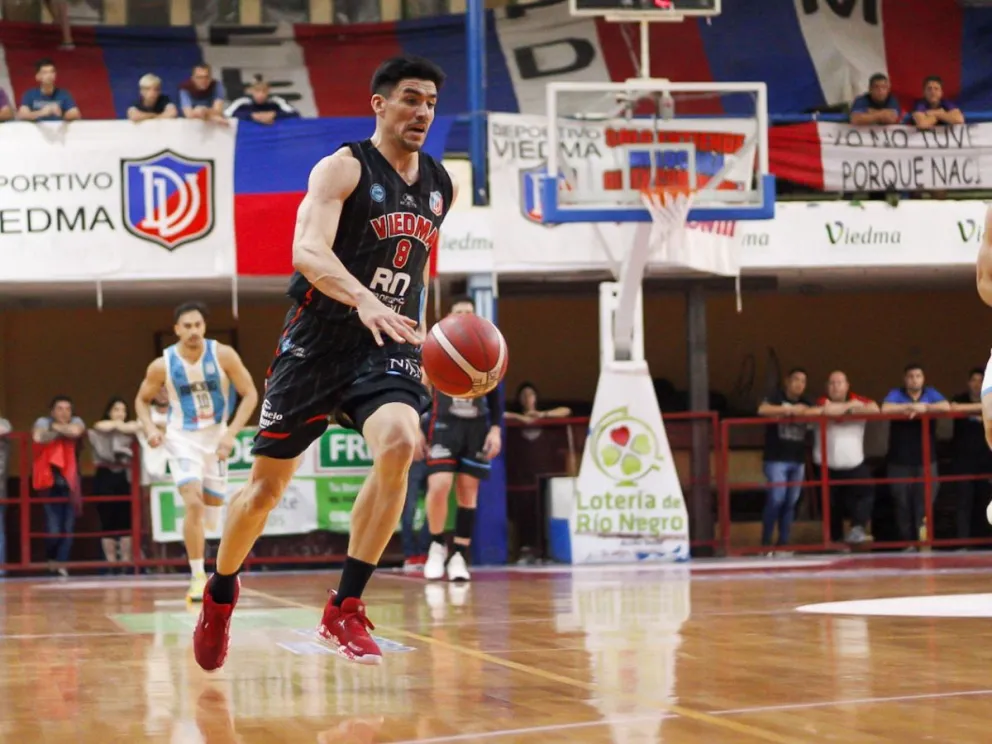 Deportivo Viedma visita al líder Racing de Chivilcoy para confirmar su buen presente