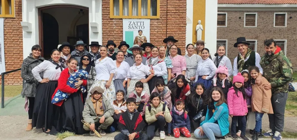 ADN Calderón izará la bandera del folclore local en Chaco