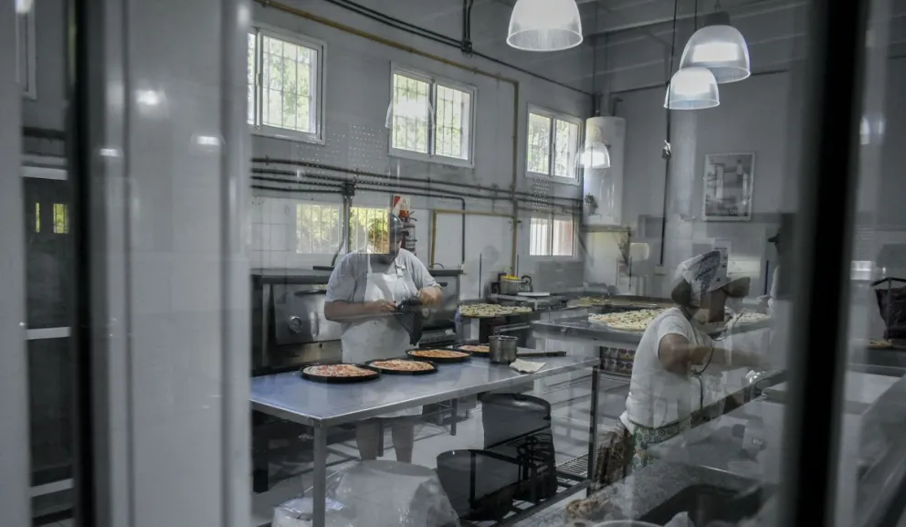 La Planta Almería está ubicada en Las Heras 1215 y allí funcionan múltiples producciones locales, desde dulces artesanales y hasta yerbas orgánicas. Fotos NoticiasNet. 
