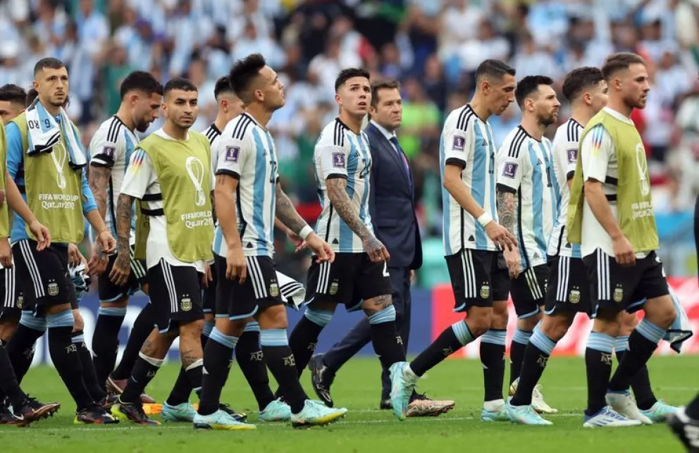 Argentina se enfrenta a México buscando su primer triunfo: horario, formaciones y TV