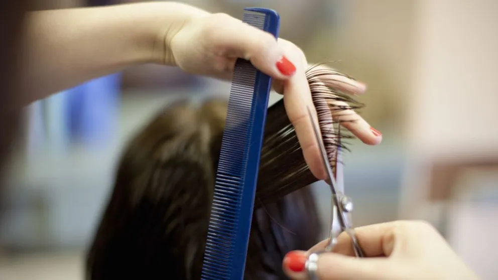 Cuáles son los mejores días para cortarse el pelo según el calendario lunar de diciembre