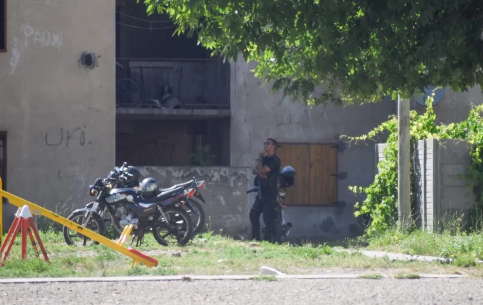 Barrio Guido: se realizaron múltiples allanamientos por el hombre que sufrió un disparo en la cabeza