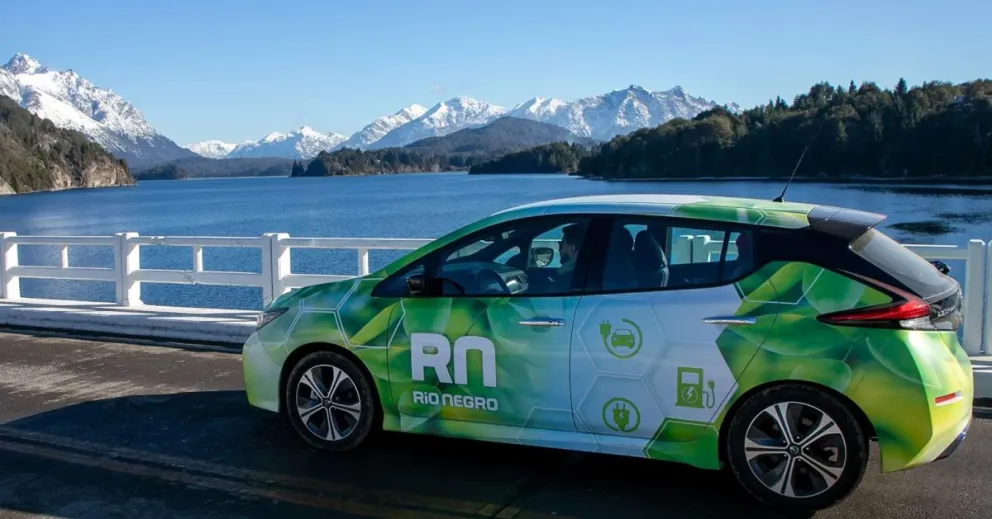 El auto eléctrico de la Provincia compartió grilla en el Desafío ECO 2022