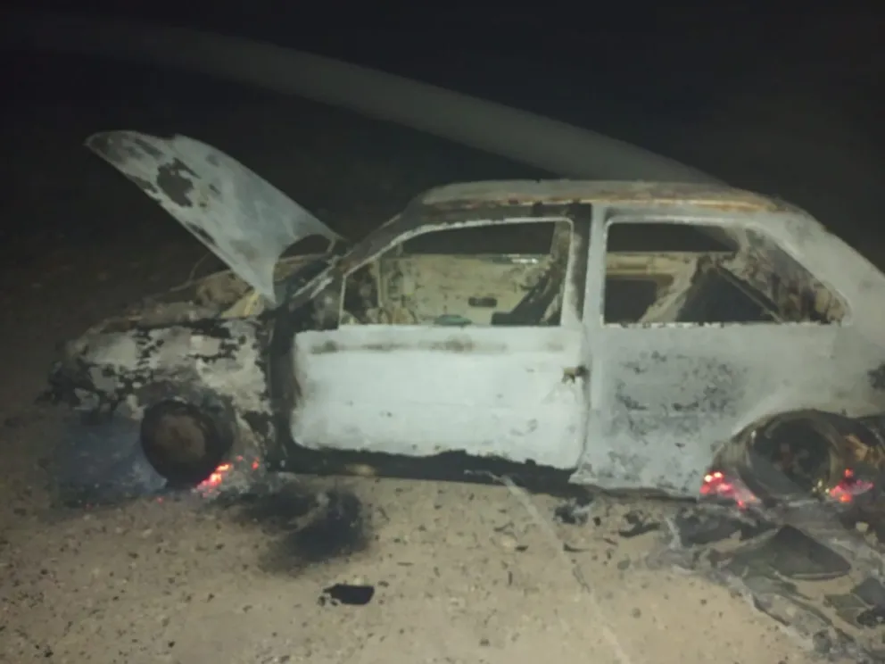 Misterio en SAO por un auto incendiado en la ruta: las dos hipótesis que se manejan 