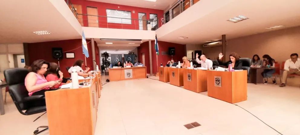 Exigen que las empresas que brindan servicios deberán contar con un domicilio en la ciudad