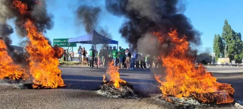 Tras una jornada de protestas, ATE sumó 24 horas de paro para mañana