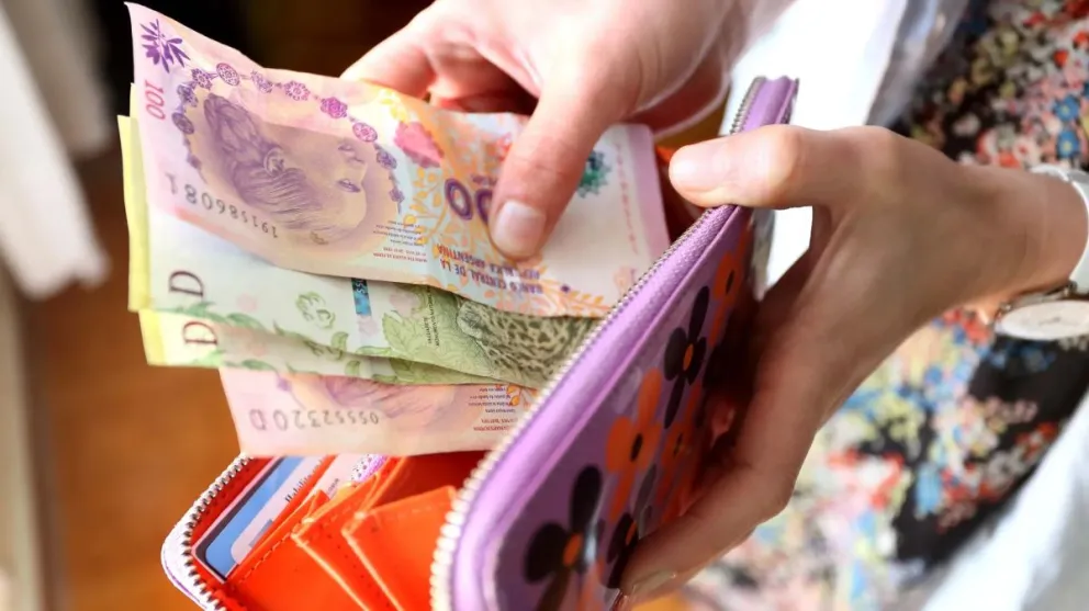 El aguinaldo de los estatales llegará cerca del pan dulce de Navidad