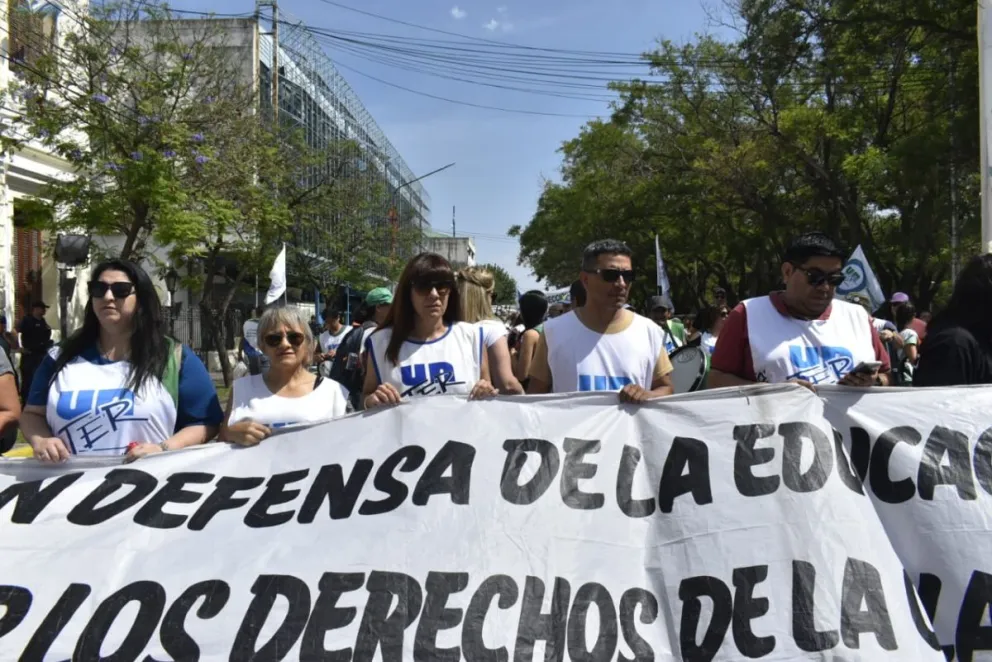 Peligra el inició de clases del próximo año en Río Negro